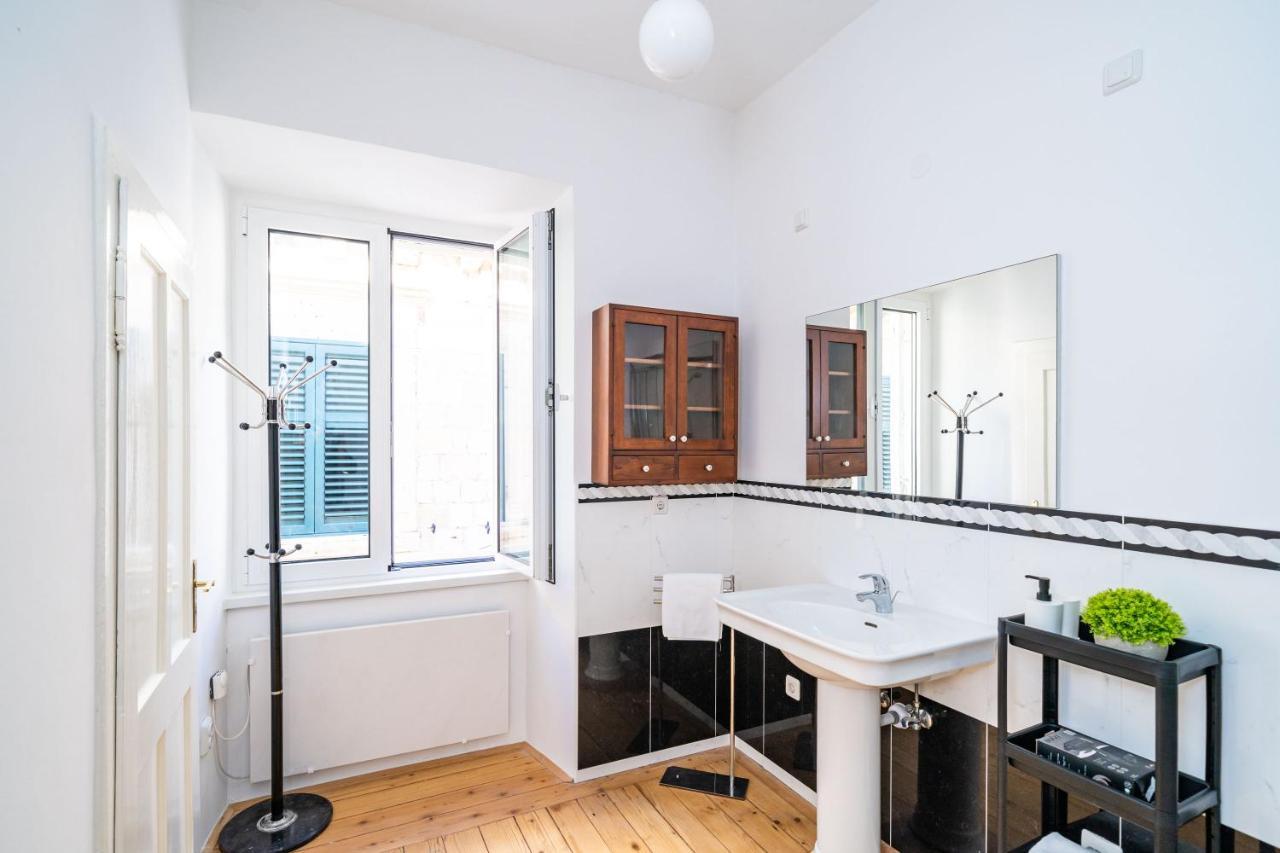 Laus Ii, Lovely Apartment In Old Town Dubrovnik Exterior photo